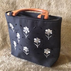 Silk hand embroidered wooden handles bag
